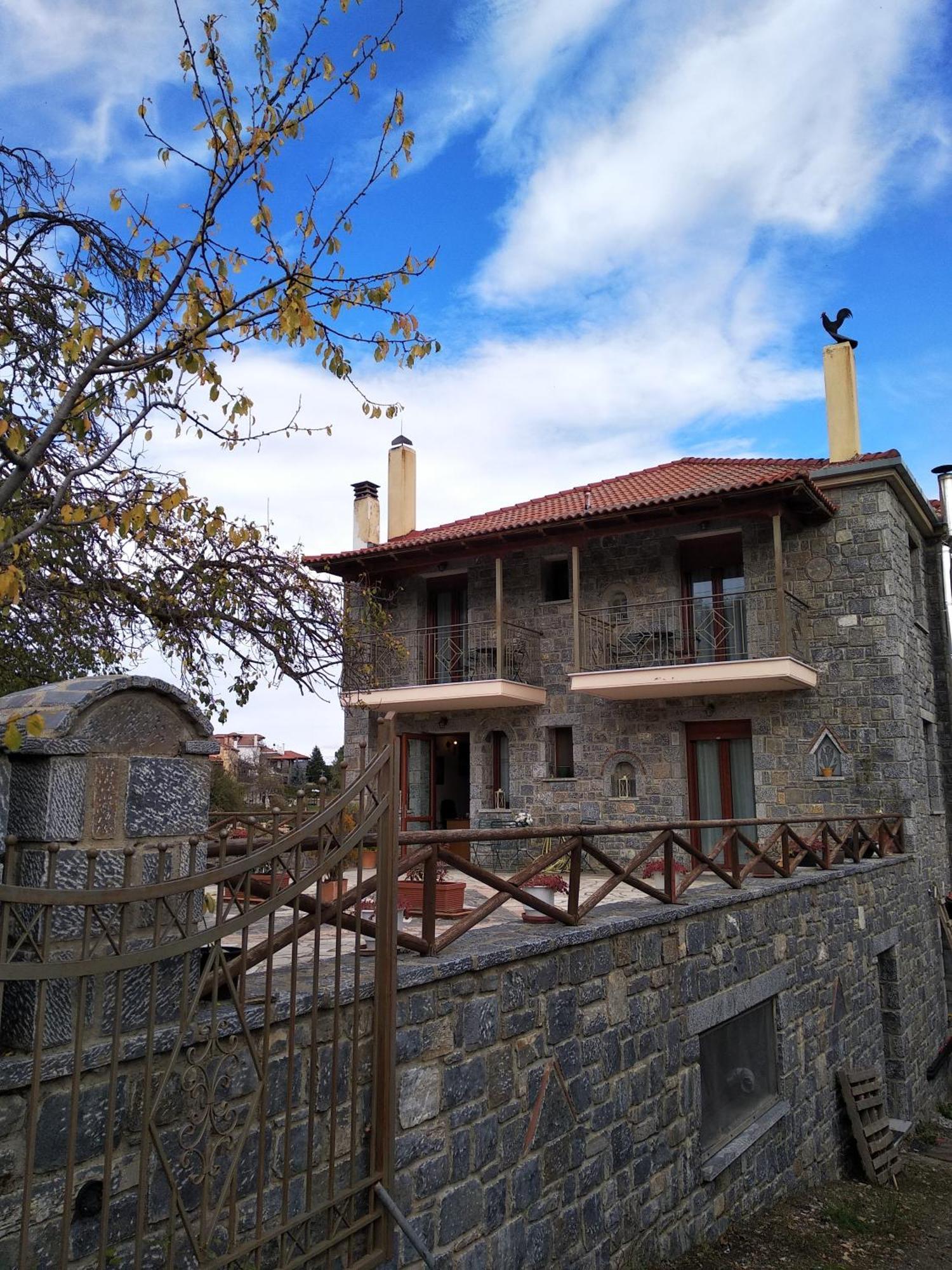 To Spiti Tis Irinis Hotel Vytina Exterior foto
